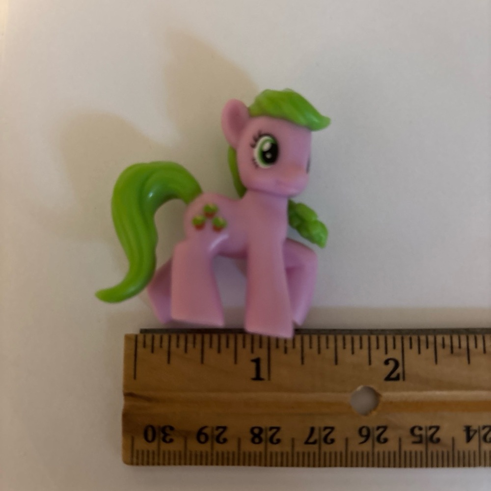 Sweet Cupcake 2” My Little Pony Figurine Collectible Mini Fig